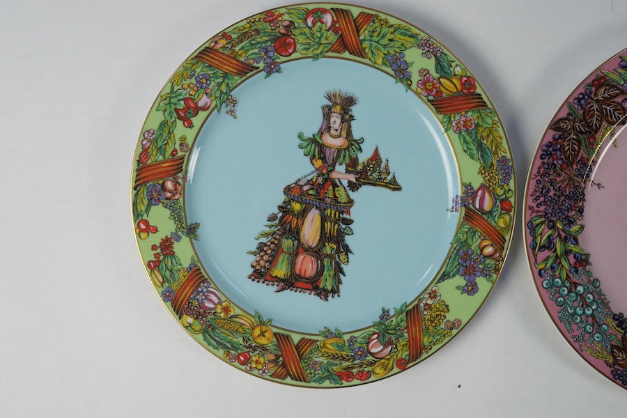 Five boxed Rosenthal for Versace transfer decorated plates, 31cm diameter, and a boxed serving dish, 30cm diameter (6). Condition - good.